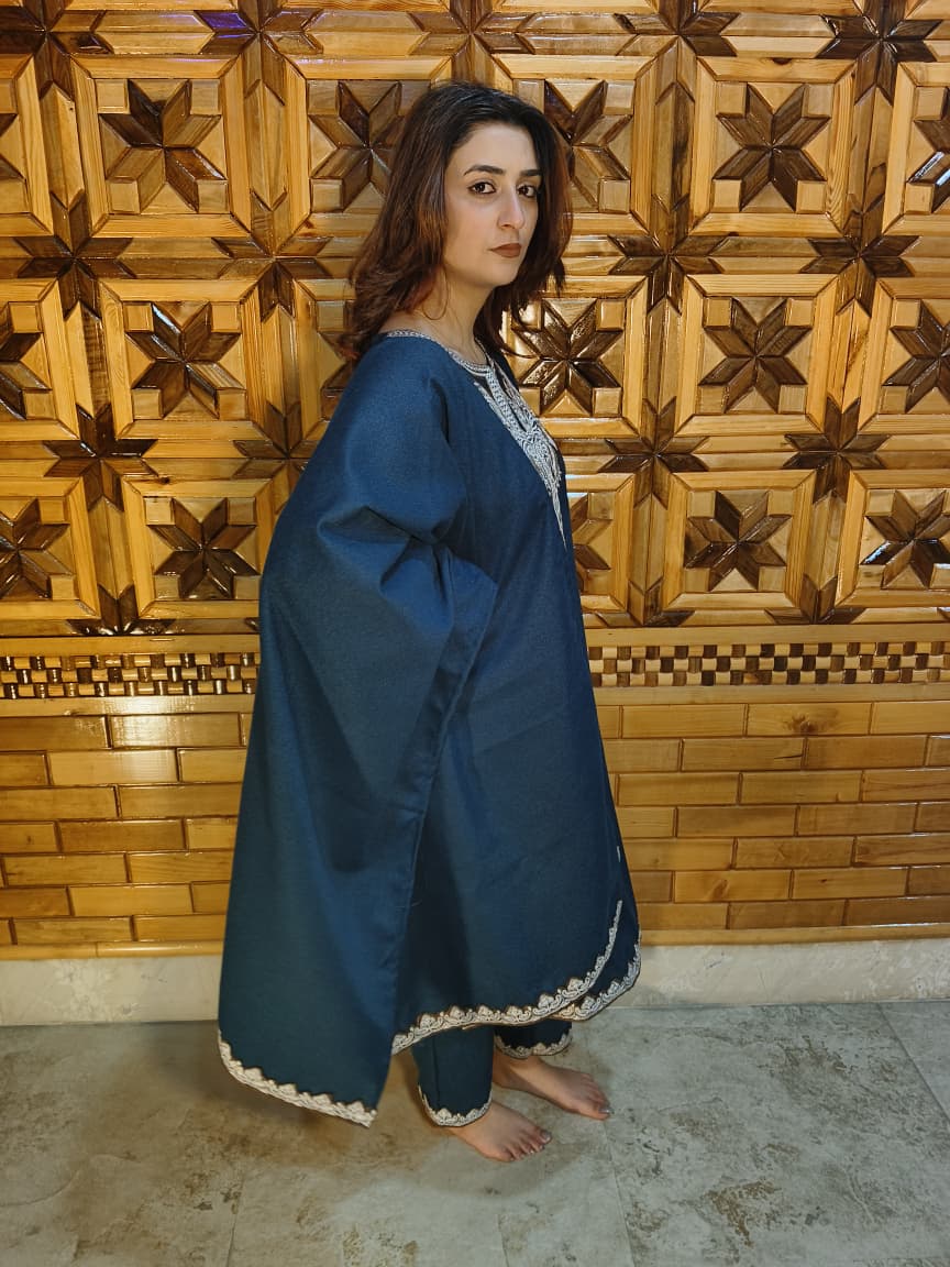 3 Piece Tweed Embroidery Pheren Set